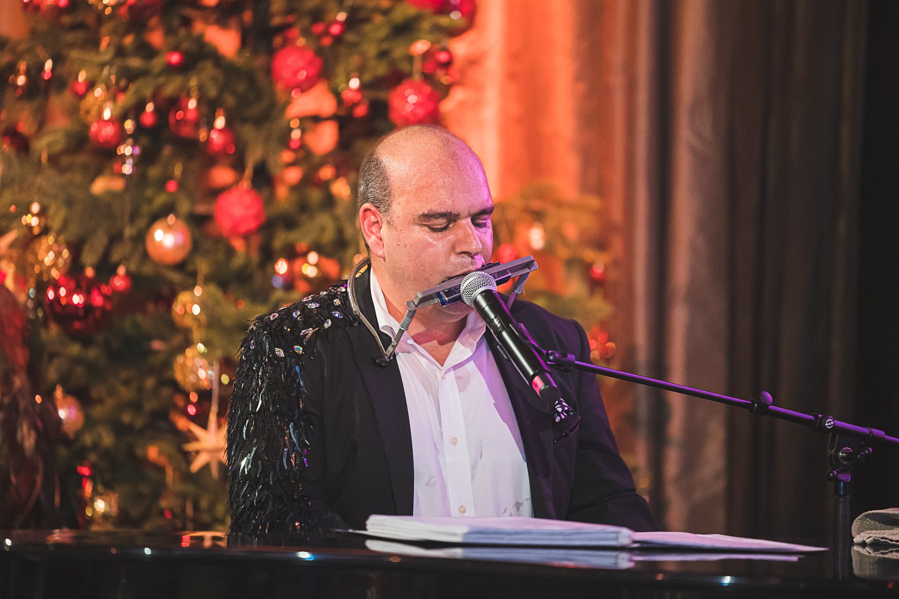 Mario Pecoraro bei einer Firmen-Weihnachtsfeier