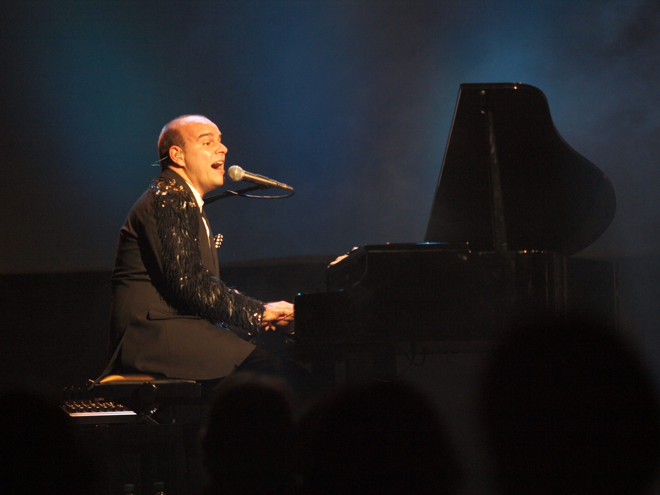 Mario Pecoraro live